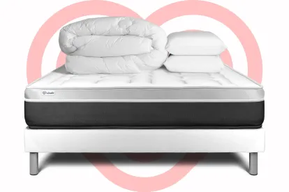 Pack lit complet 140x190 cm - Matelas + Sommier Blanc (en kit) + 2 oreillers + Couette - Vital Soft